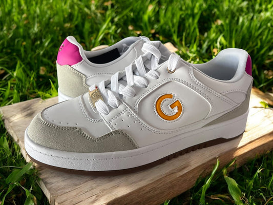 Tenis Guess para Mujer - Blanco con Detalles Amarillos y Rosa