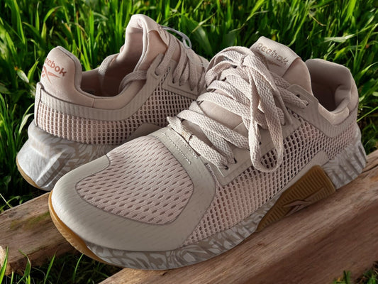 Tenis Reebok Nano X1 Adventure para Dama - Beige con Suela Estampada